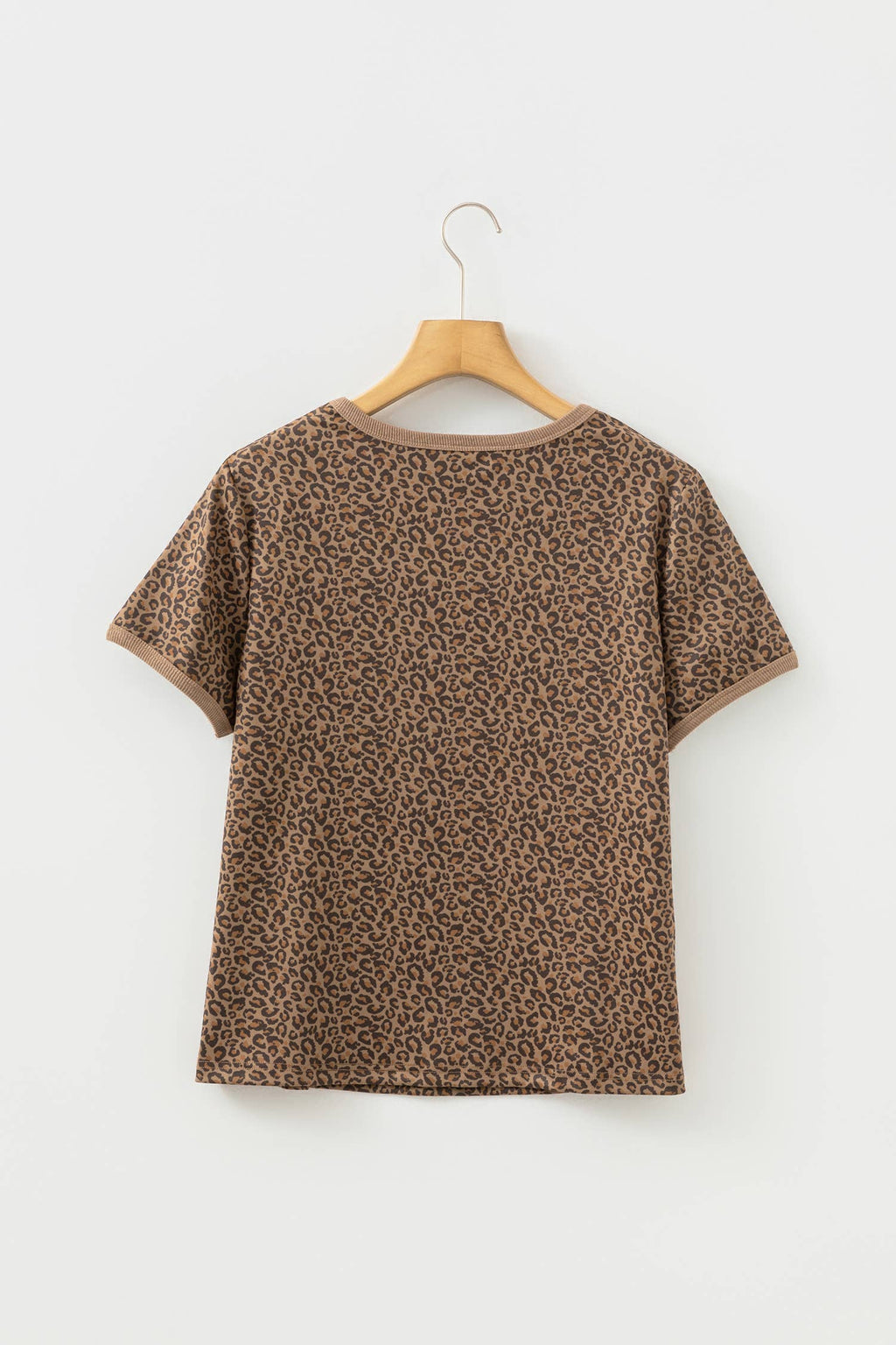 Leopard Print Ribbed Trim Round Neck Tee