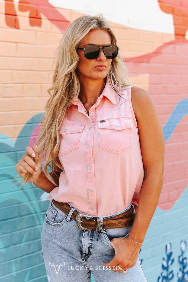 Plus Size Pink Sleeveless Vintage Wash Western Shirt