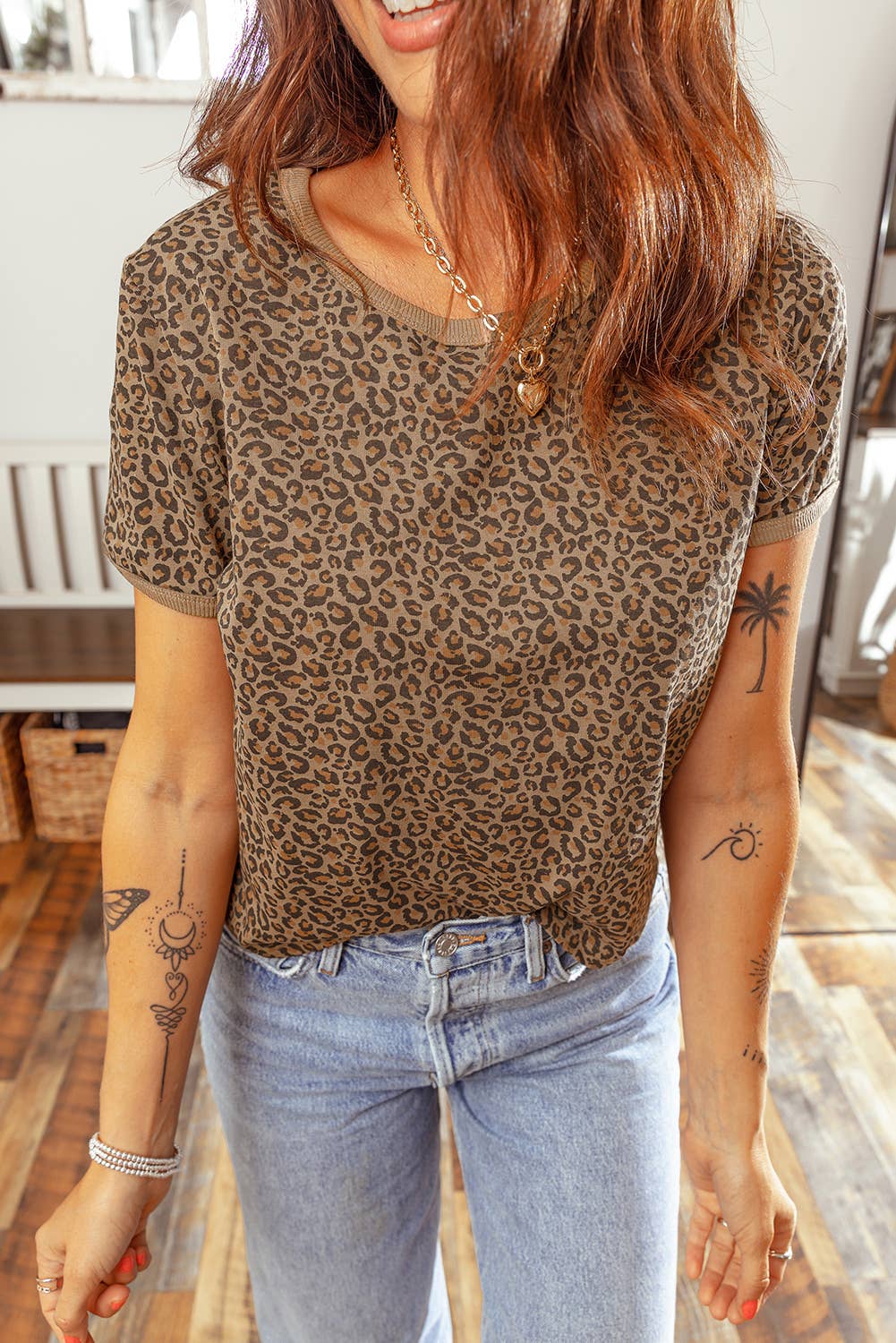 Leopard Print Ribbed Trim Round Neck Tee