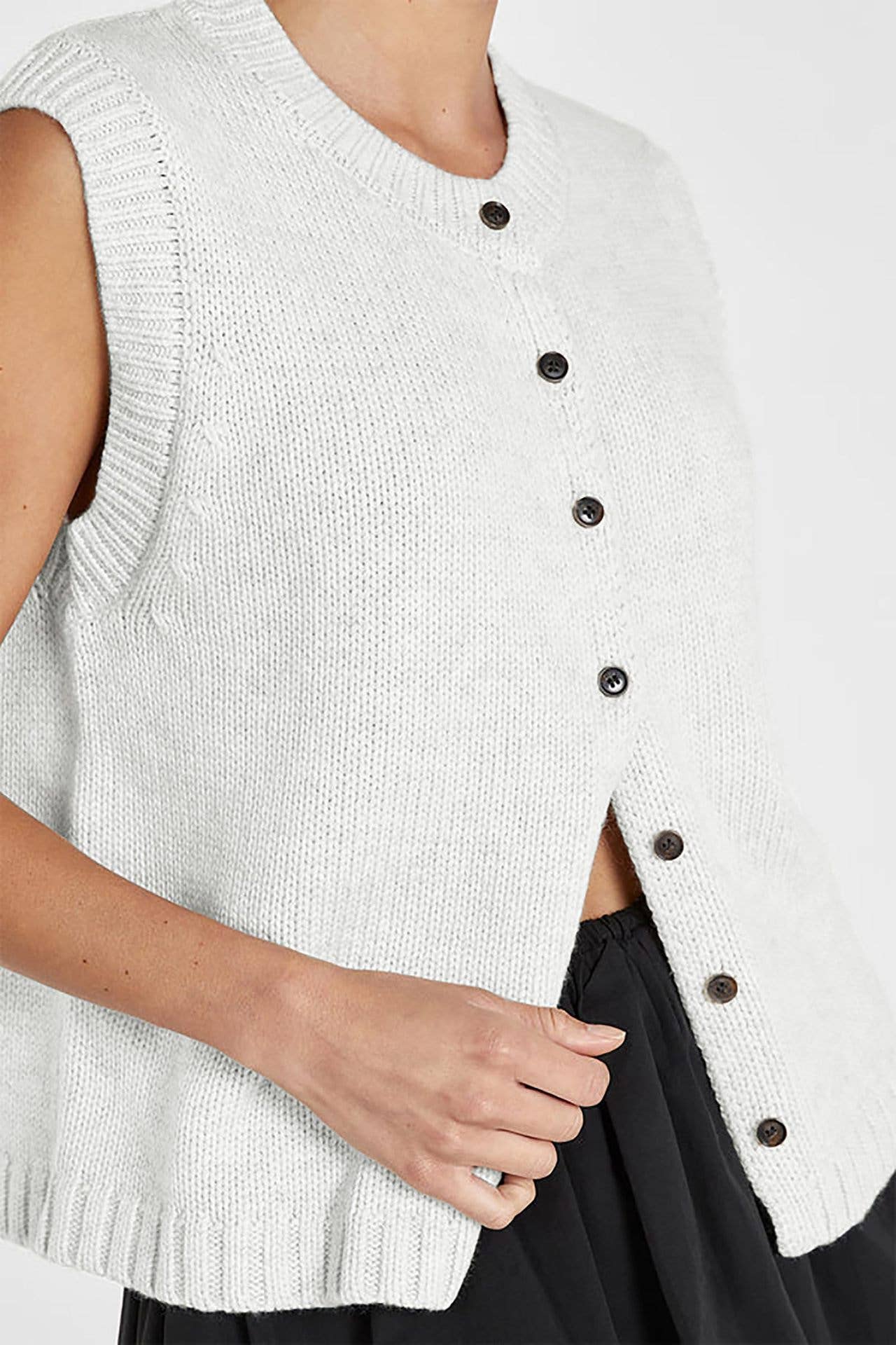 Rylor Round neckline Knit Cardigan Vest