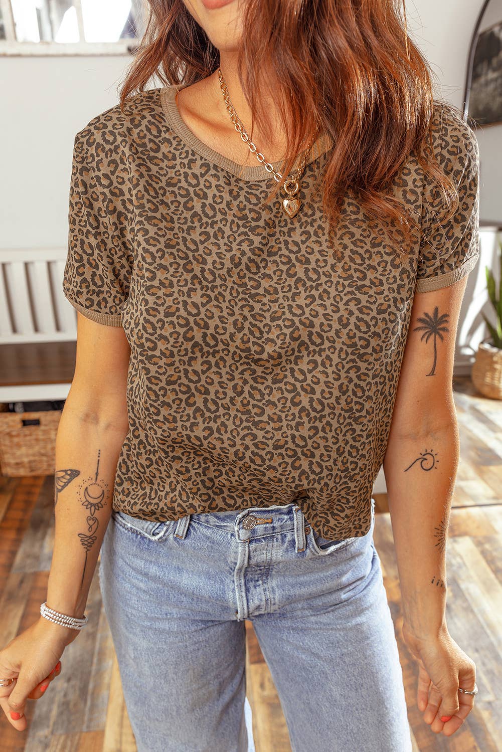 Leopard Print Ribbed Trim Round Neck Tee