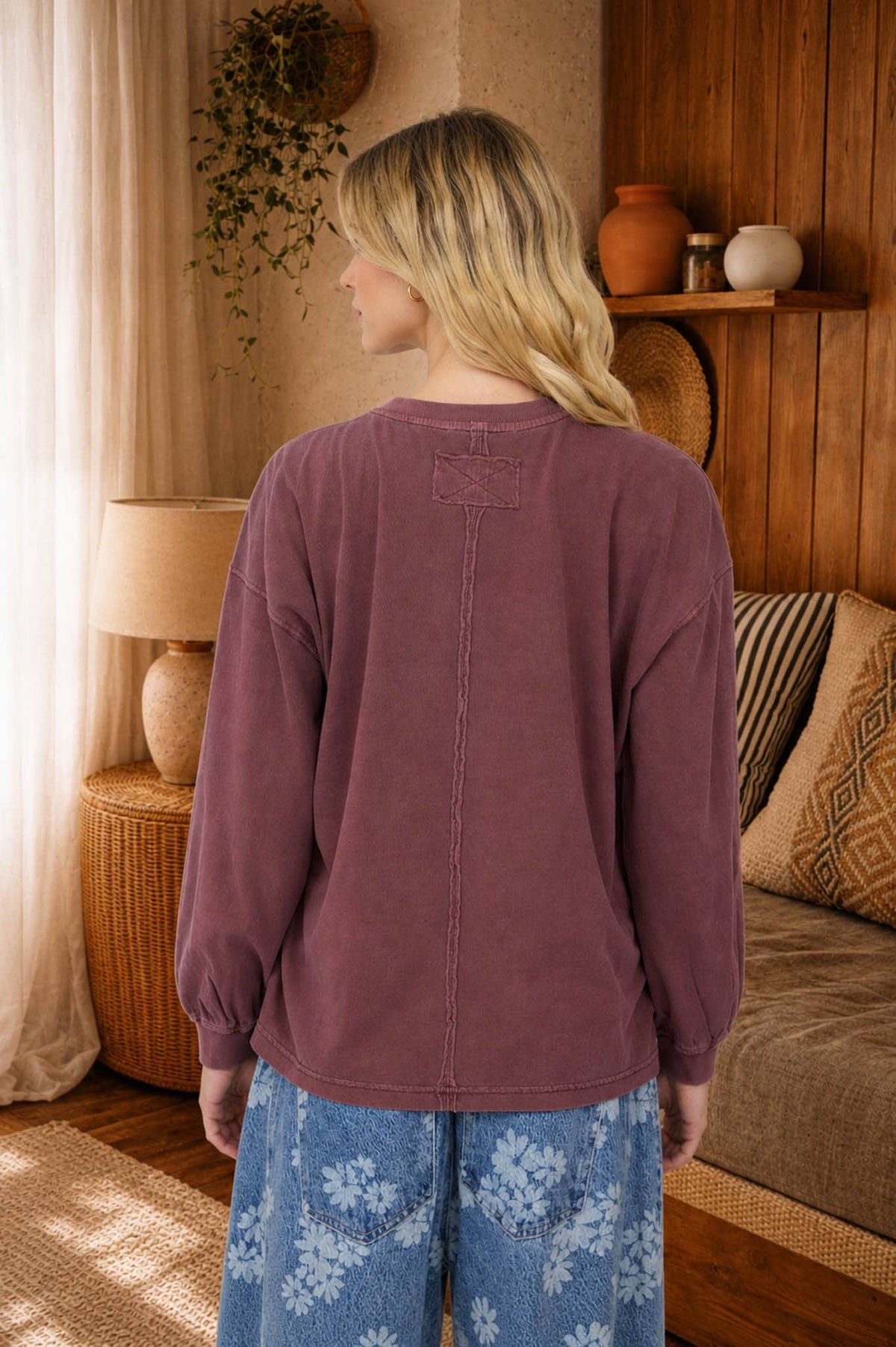 WASHED CREW NECK LONG SLEEVE KNIT TOP