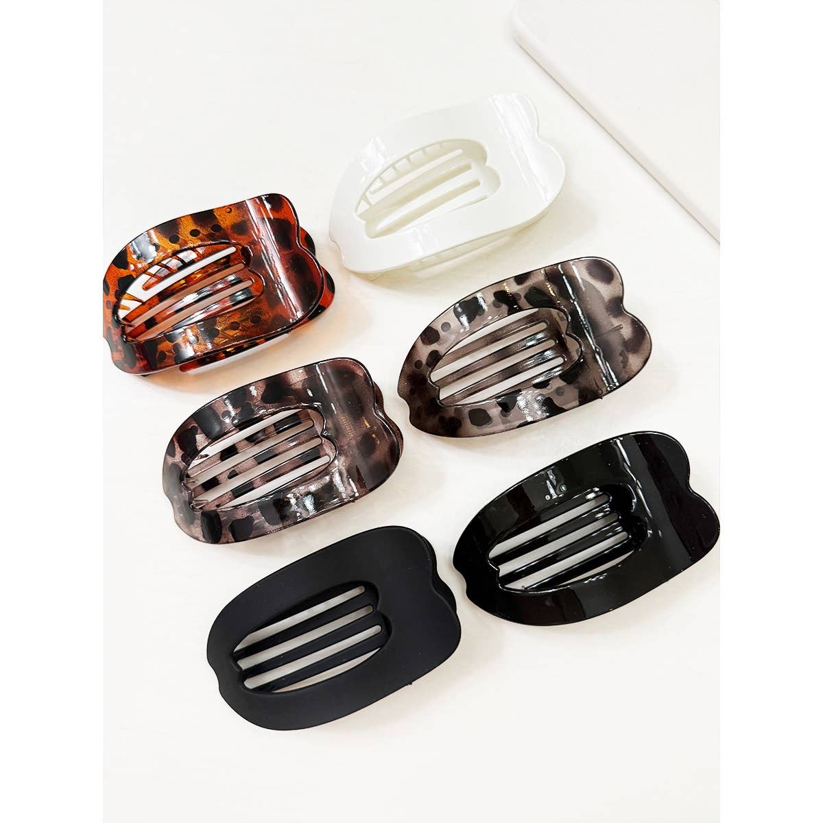 Leopard Mixed Pattern Flat Hair Claw