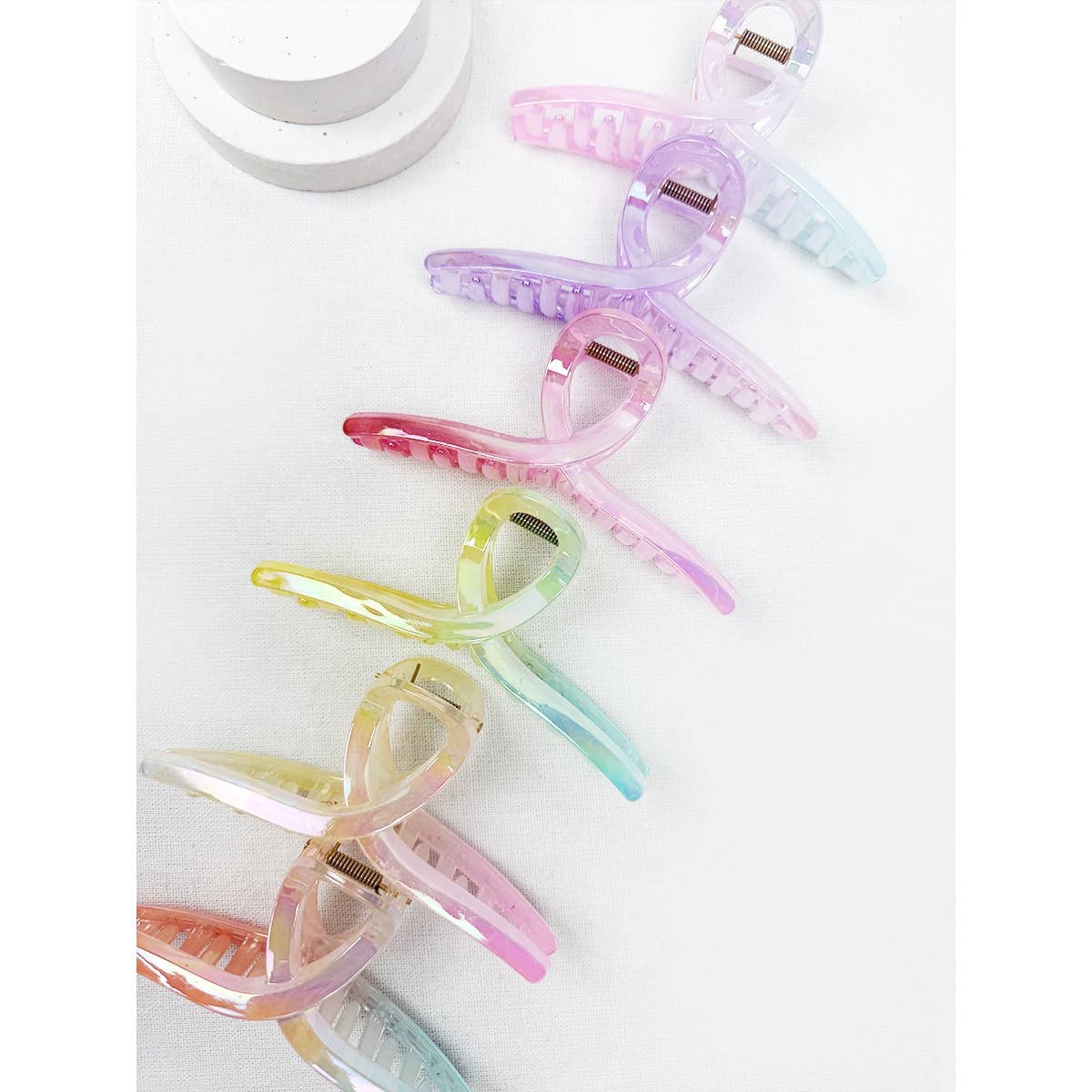 Jumbo Ombre Minimal Style Hair Claw